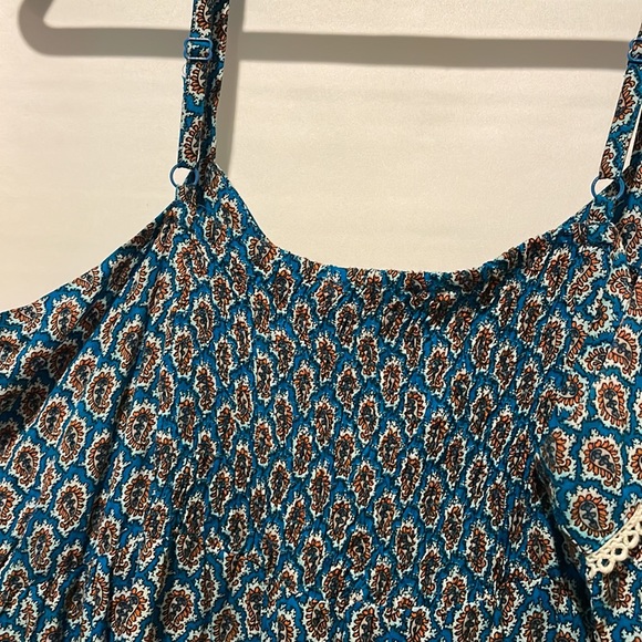 Blue Patterned Tank - Picture 4 of 5